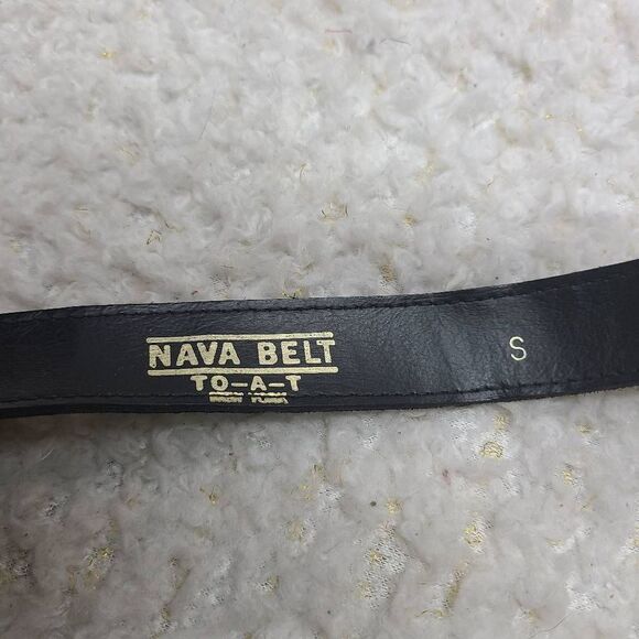 Nava Belt To-A-T Leather Belt with Tribal Embossed Pattern Belt Bag sz Small - Picture 4 of 6